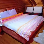 Σαλέ Katafygio Chalet, Krikello